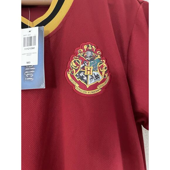 NEW Gryffindor Quidditch Shirt Mens Small Red Harry Potter Hogwarts Jersey - Picture 3 of 9